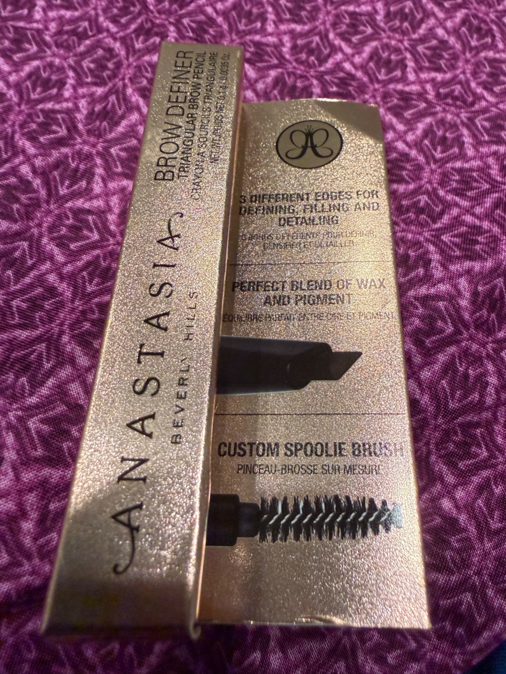 *NEW*.01g*Anastasia Beverly Hills* Brown Definer Triangular Brow Pencil -